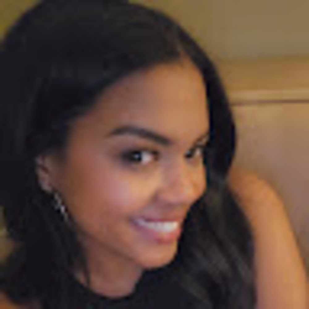 Meet your Posher, Alejandra